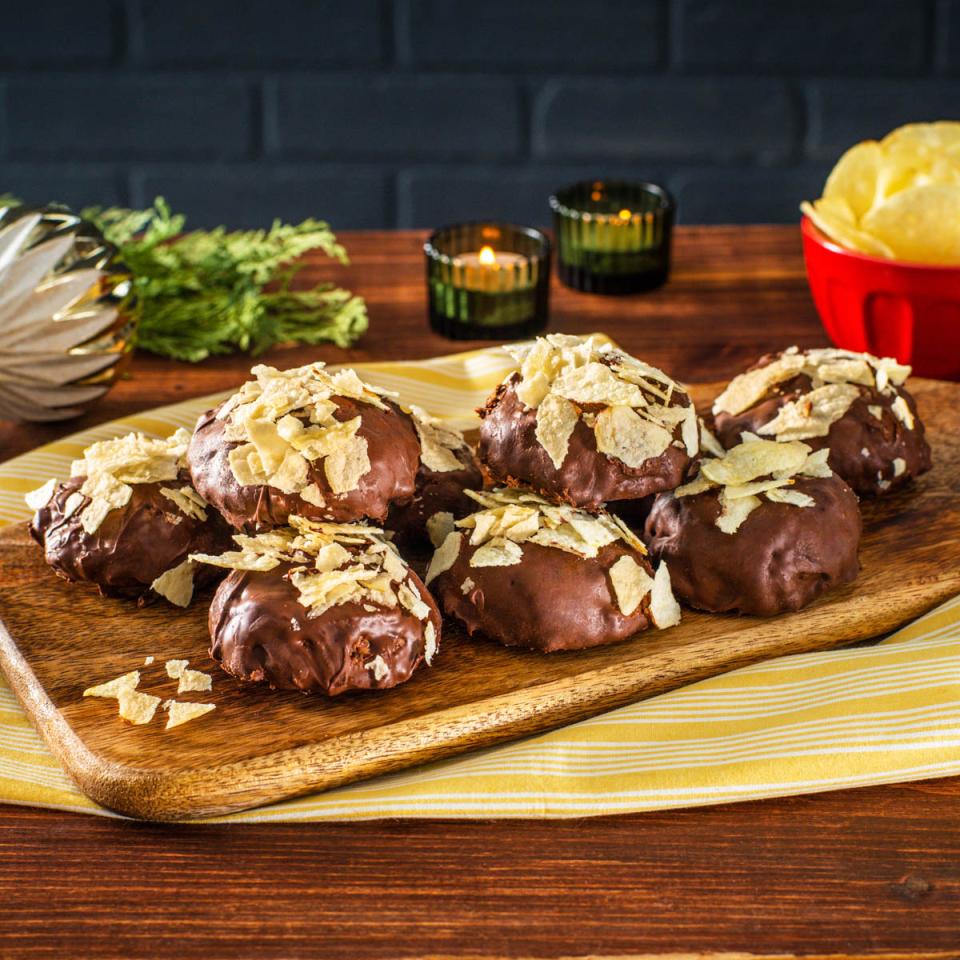 LAY'S® Potato Chip Crusted Holiday Brownies