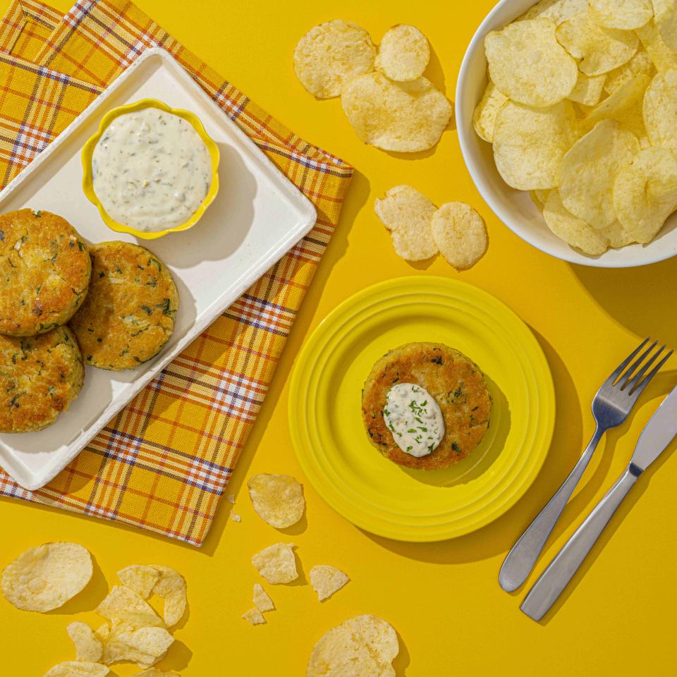 LAY'S® Classic Crab Cakes